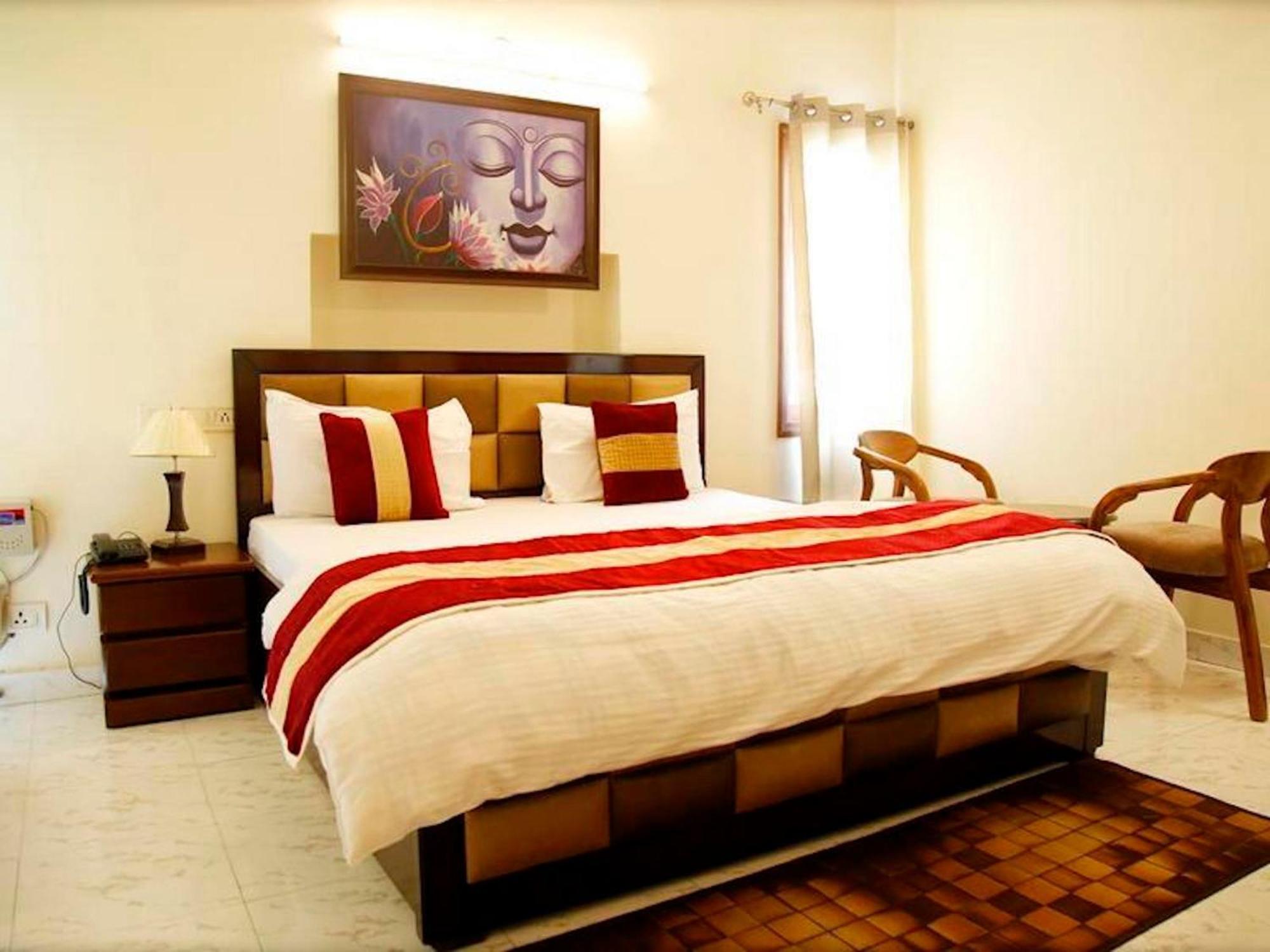 Maplewood Guest House, Neeti Bagh, New Delhiit Is A Boutiqu Guest House - Room 5 Nova Deli Exterior foto