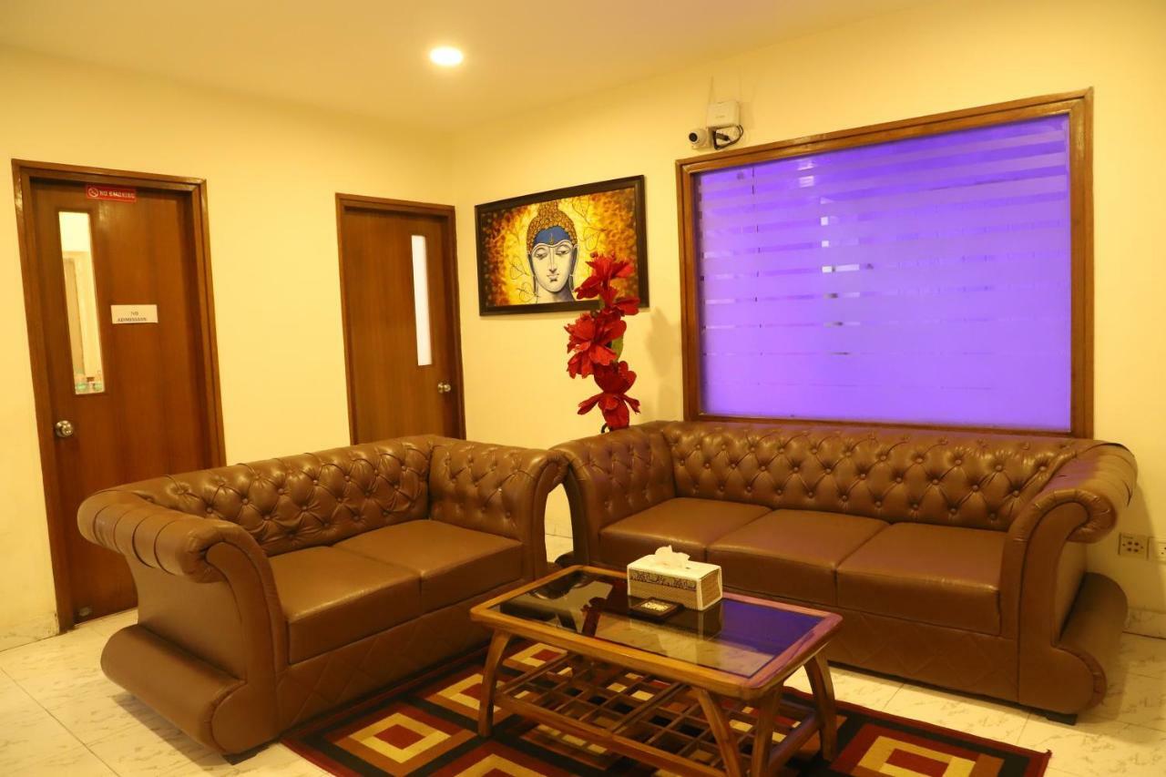 Maplewood Guest House, Neeti Bagh, New Delhiit Is A Boutiqu Guest House - Room 5 Nova Deli Exterior foto