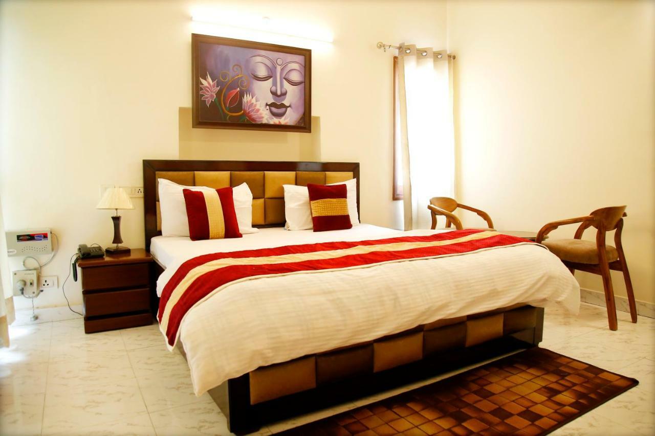 Maplewood Guest House, Neeti Bagh, New Delhiit Is A Boutiqu Guest House - Room 5 Nova Deli Exterior foto