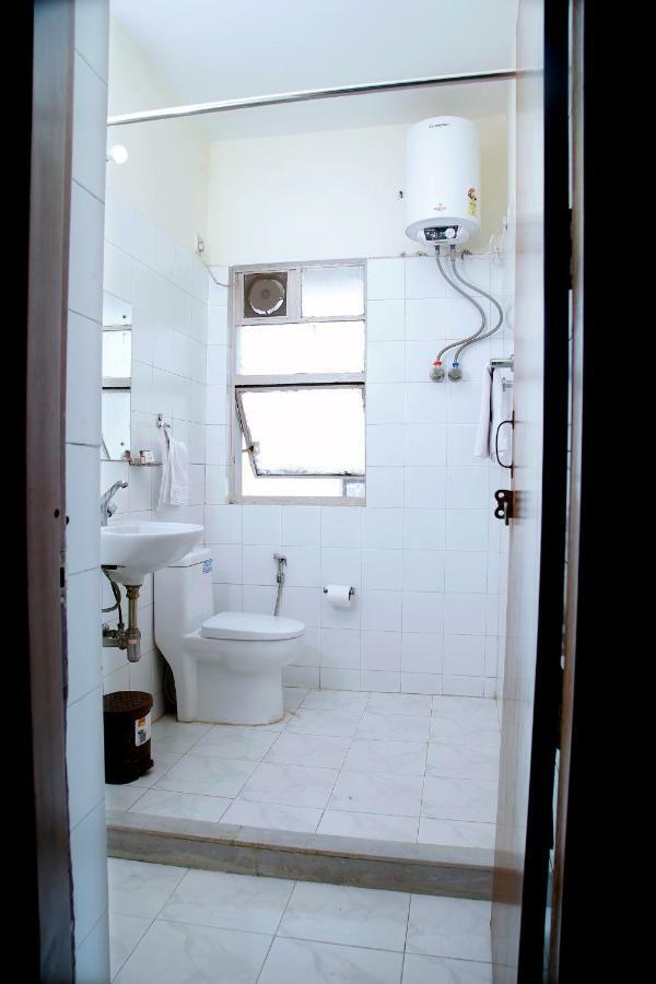 Maplewood Guest House, Neeti Bagh, New Delhiit Is A Boutiqu Guest House - Room 5 Nova Deli Exterior foto