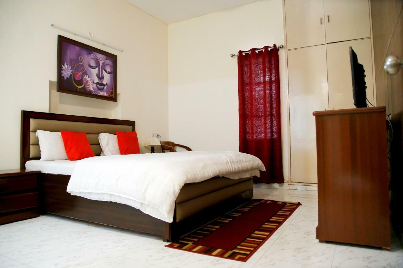 Maplewood Guest House, Neeti Bagh, New Delhiit Is A Boutiqu Guest House - Room 5 Nova Deli Exterior foto
